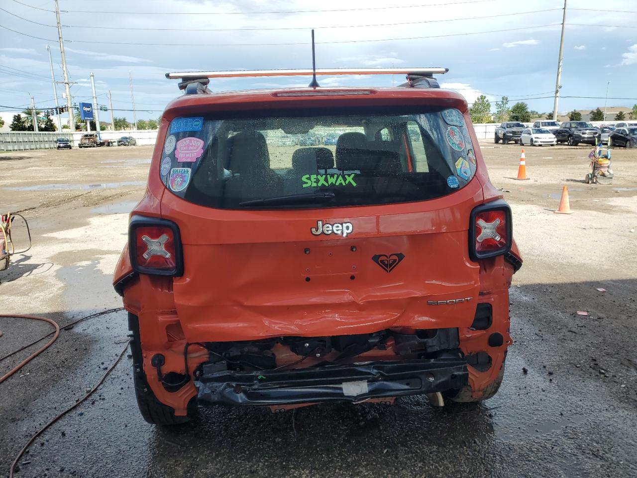 ZACCJAATXGPE32530 2016 Jeep Renegade Sport