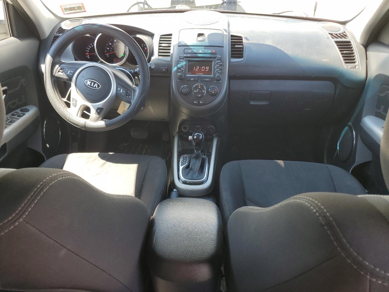 KNDJT2A69C7392322 2012 Kia Soul +