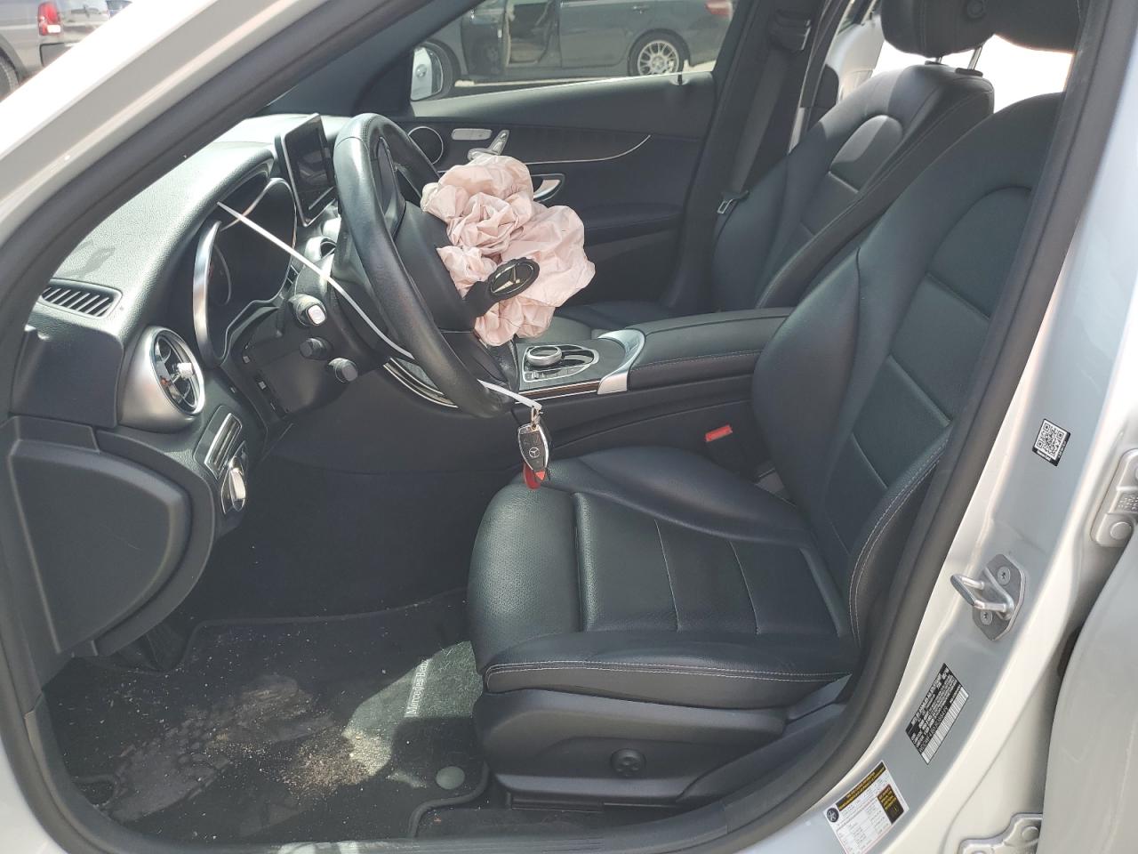 WDDWF4JBXJR388499 2018 Mercedes-Benz C 300