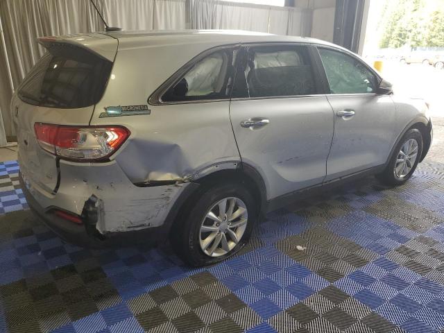 VIN 5XYPG4A34JG352732 2018 KIA Sorento, LX no.3