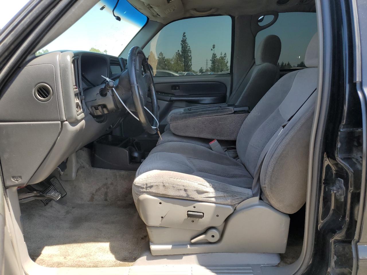 1GNEC13V13J237449 2003 Chevrolet Tahoe C1500