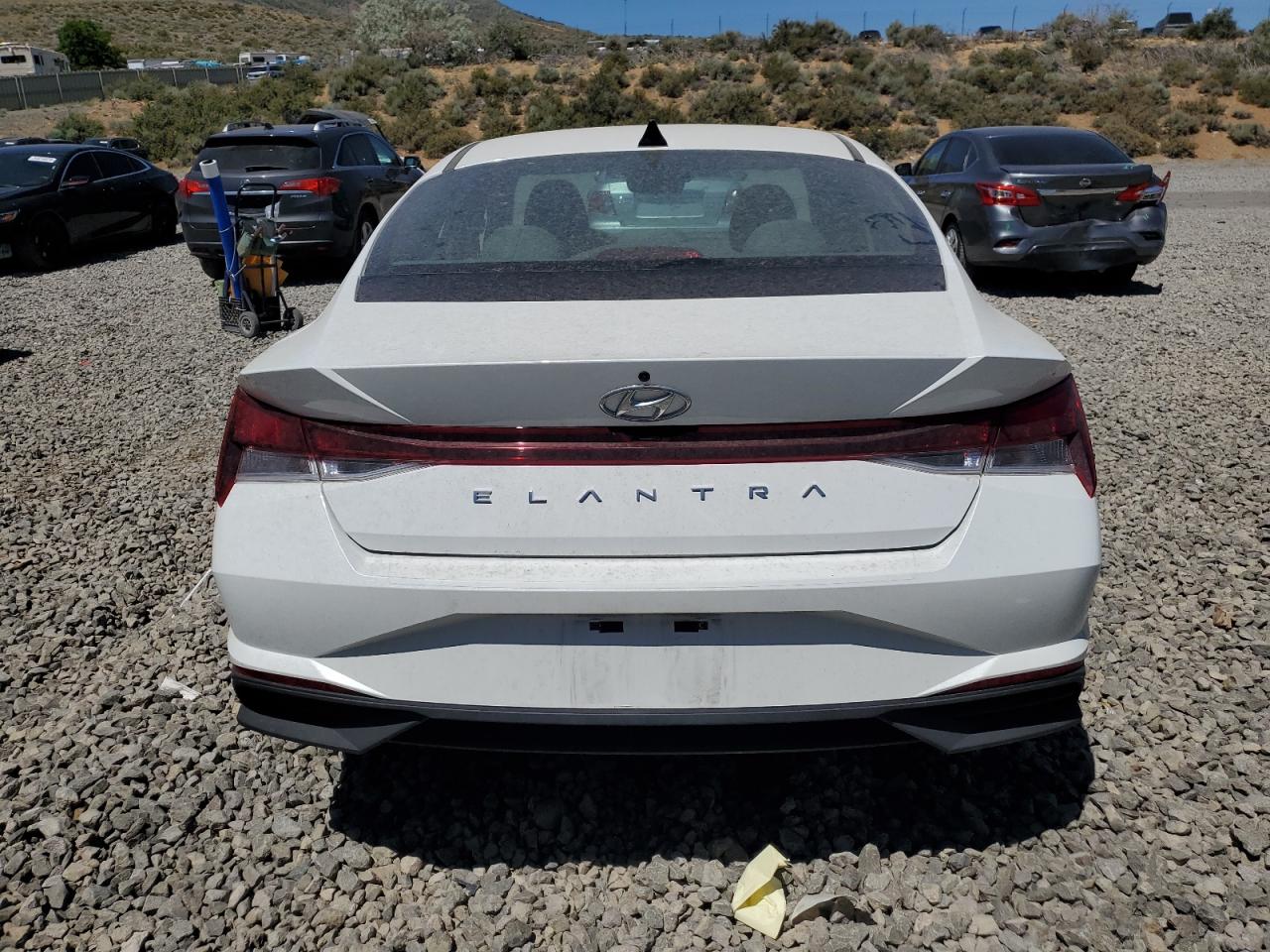 5NPLM4AG0NH081371 2022 Hyundai Elantra Sel