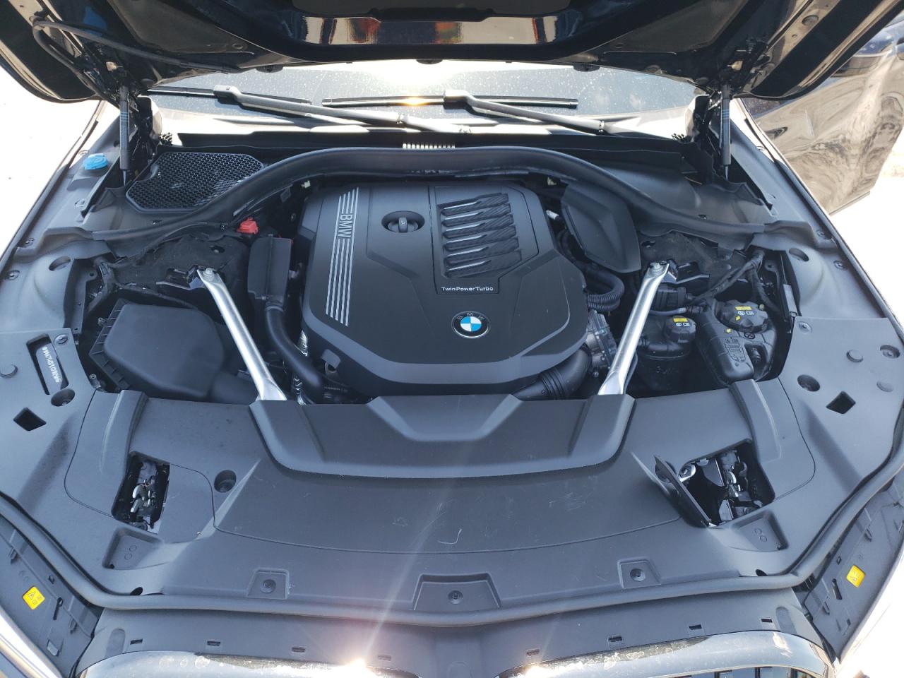 WBA7T4C01LCD18298 2020 BMW 740 Xi