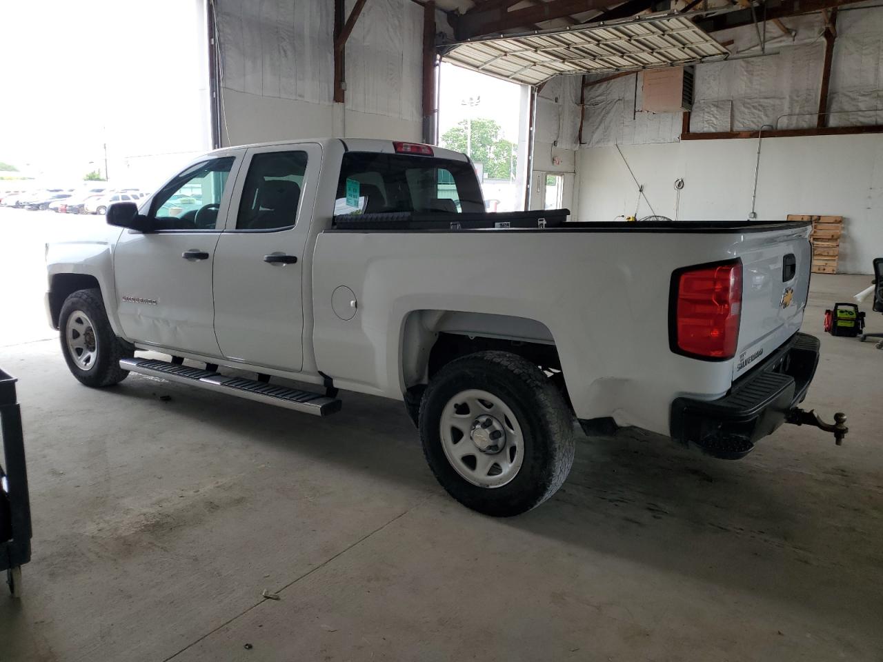 2018 Chevrolet Silverado C1500 vin: 1GCRCNEC3JZ322398