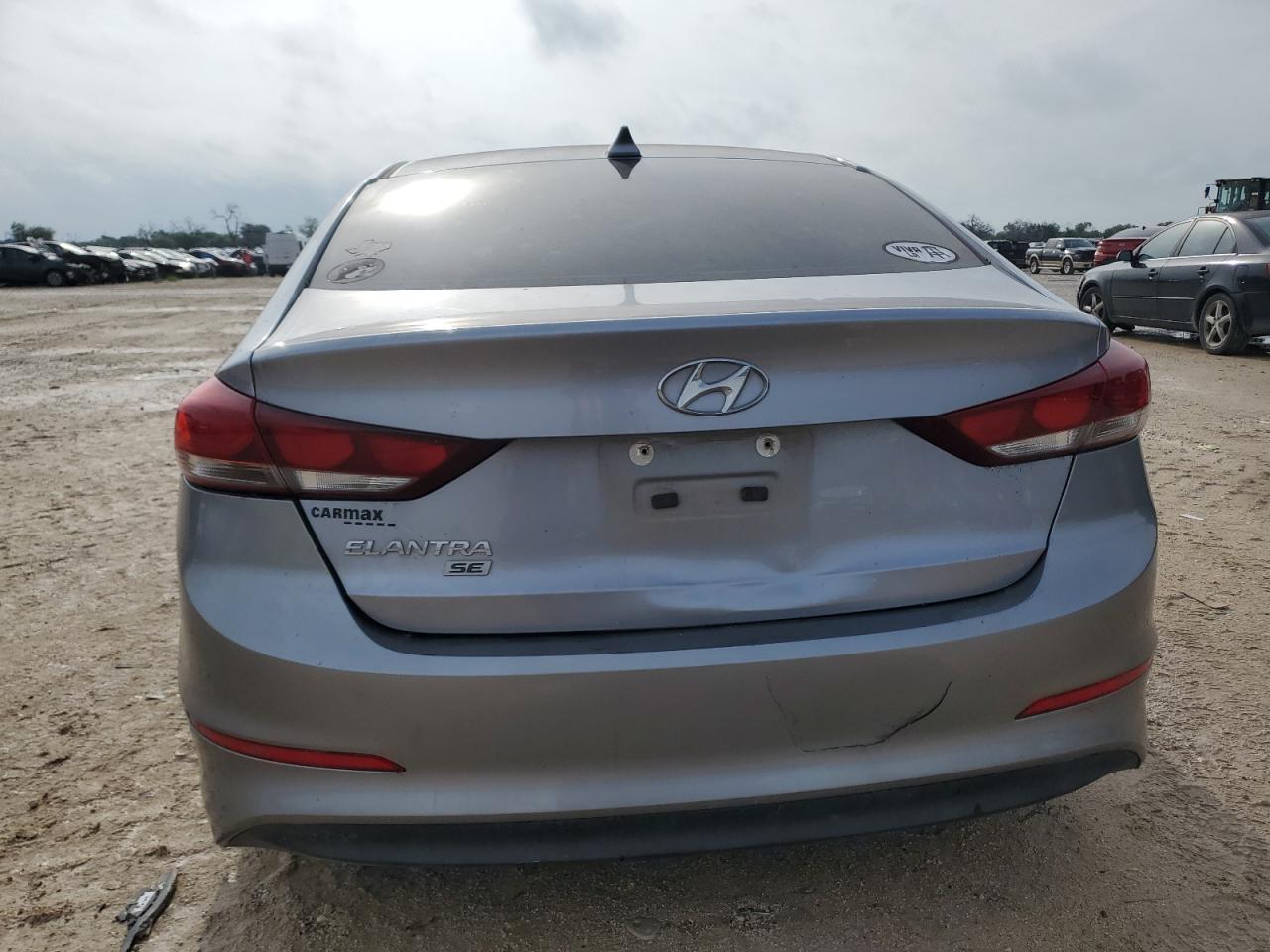 2017 Hyundai Elantra Se vin: 5NPD74LFXHH148899