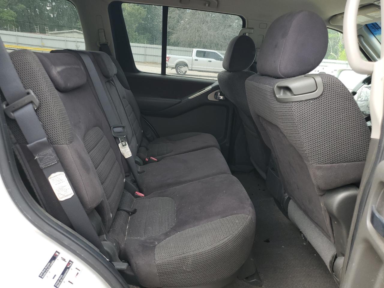 5N1AR18U07C604675 2007 Nissan Pathfinder Le