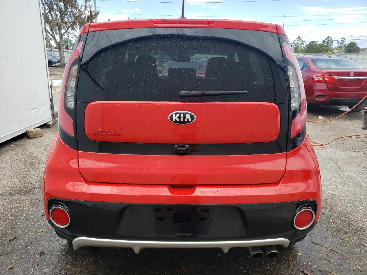 KNDJX3AA3J7556580 2018 Kia Soul !