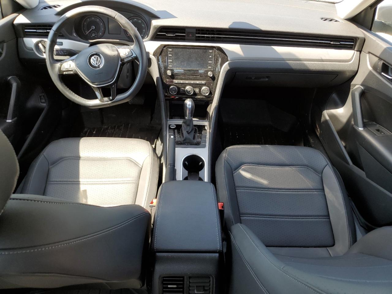 1VWSA7A35LC022115 2020 Volkswagen Passat Se