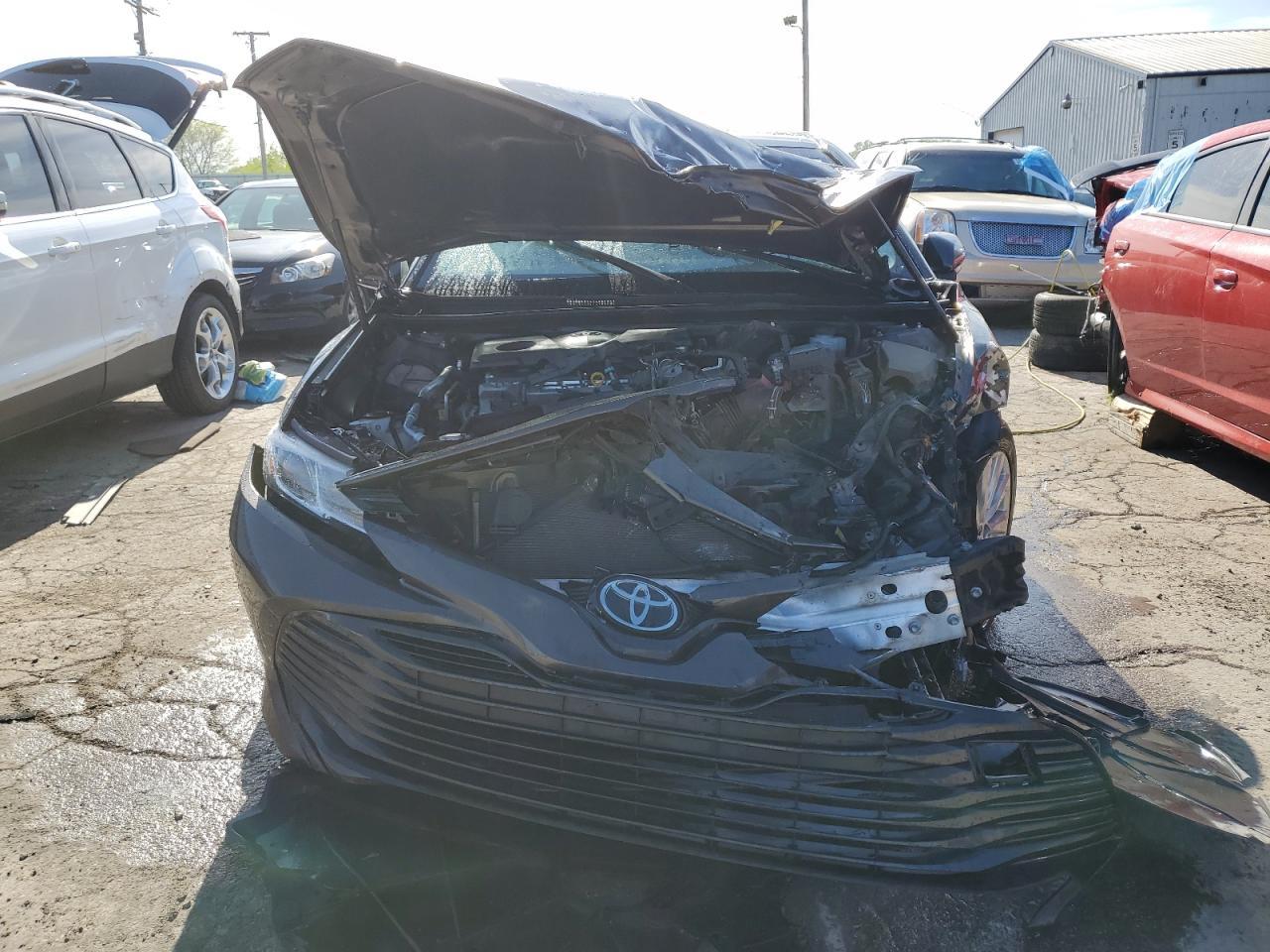 2018 Toyota Camry L vin: JTNB11HK9J3031244