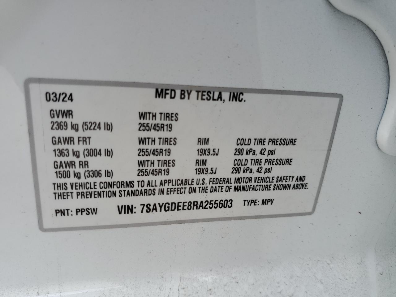 7SAYGDEE8RA255603 2024 Tesla Model Y