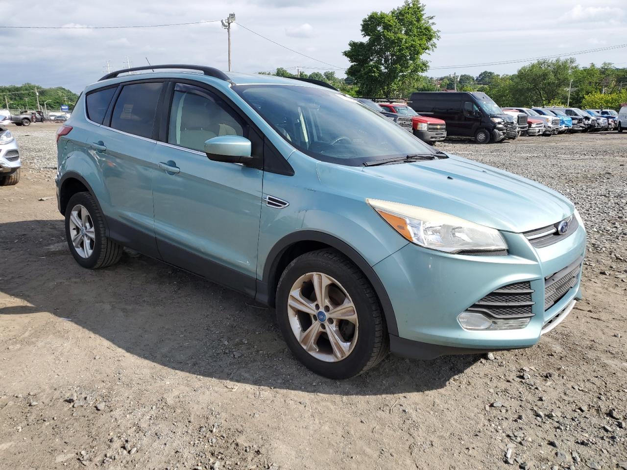 1FMCU0GXXDUB21228 2013 Ford Escape Se