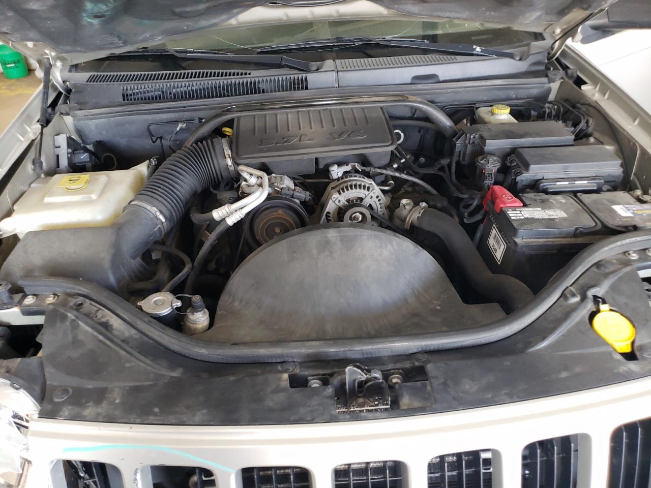 1J8GR48K48C148379 2008 Jeep Grand Cherokee Laredo