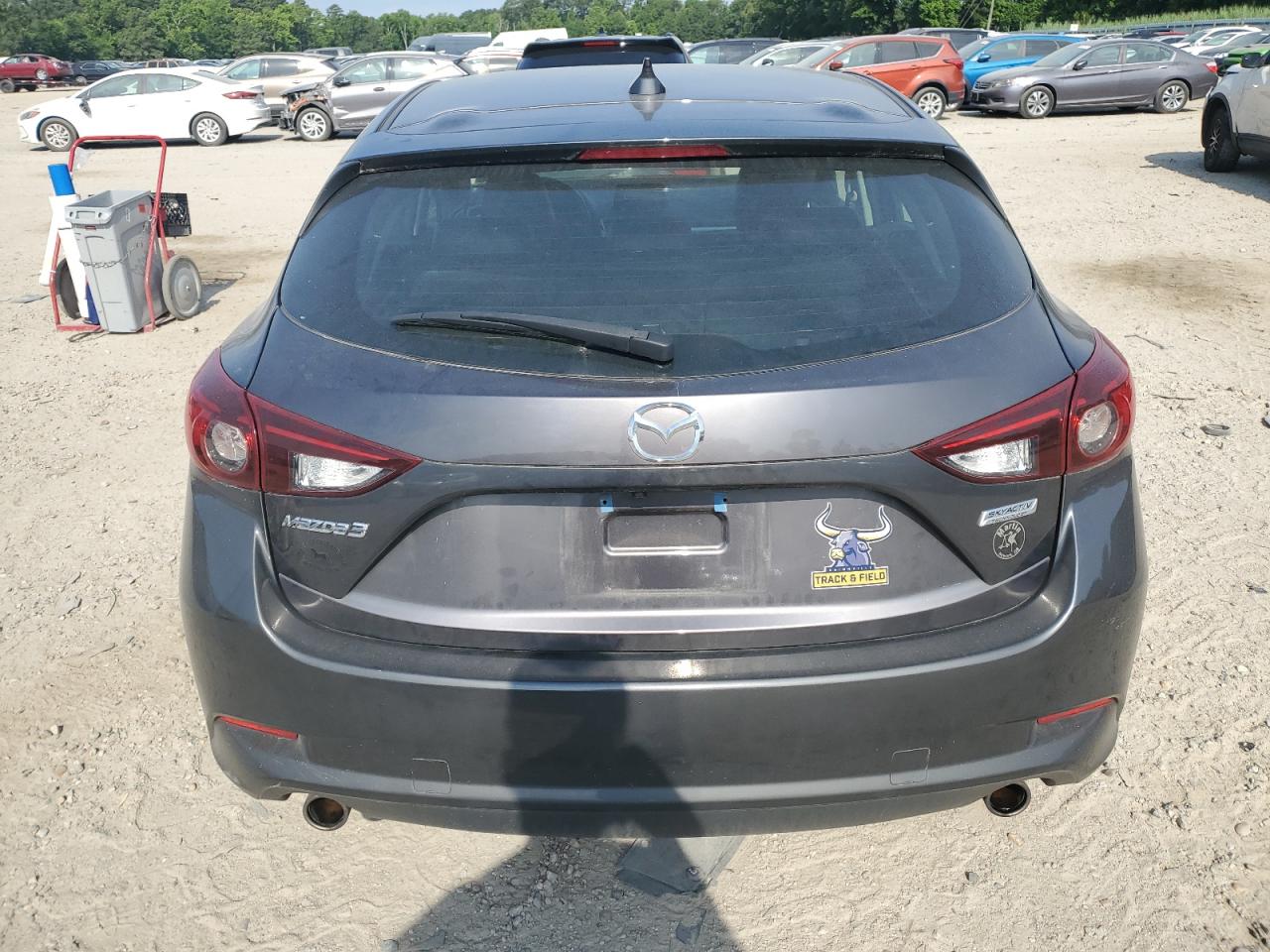 3MZBN1L38JM250992 2018 Mazda 3 Touring