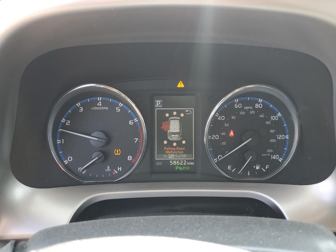 JTMDFREV9HJ143172 2017 Toyota Rav4 Limited