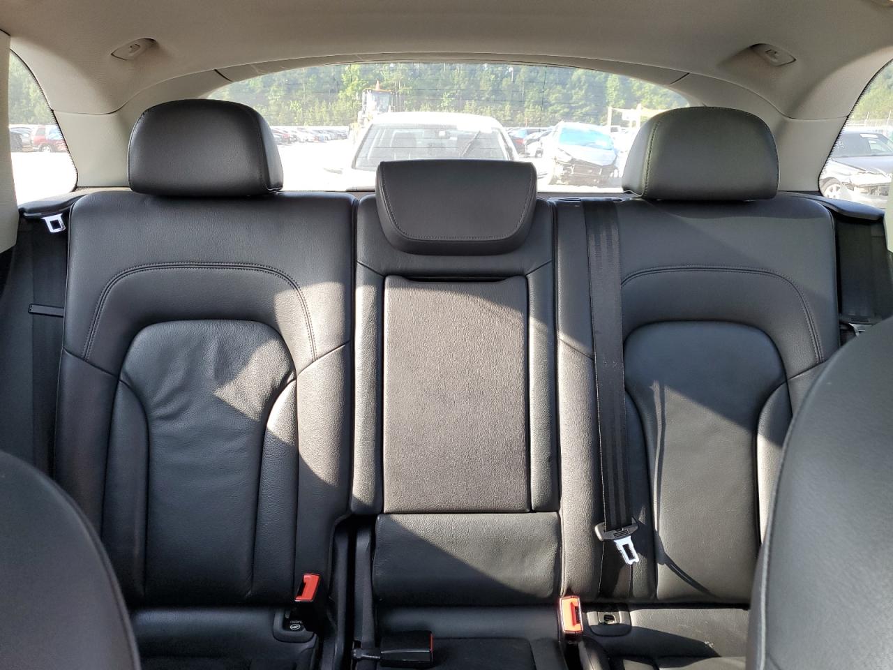 WA1CFAFP5FA029741 2015 Audi Q5 Premium