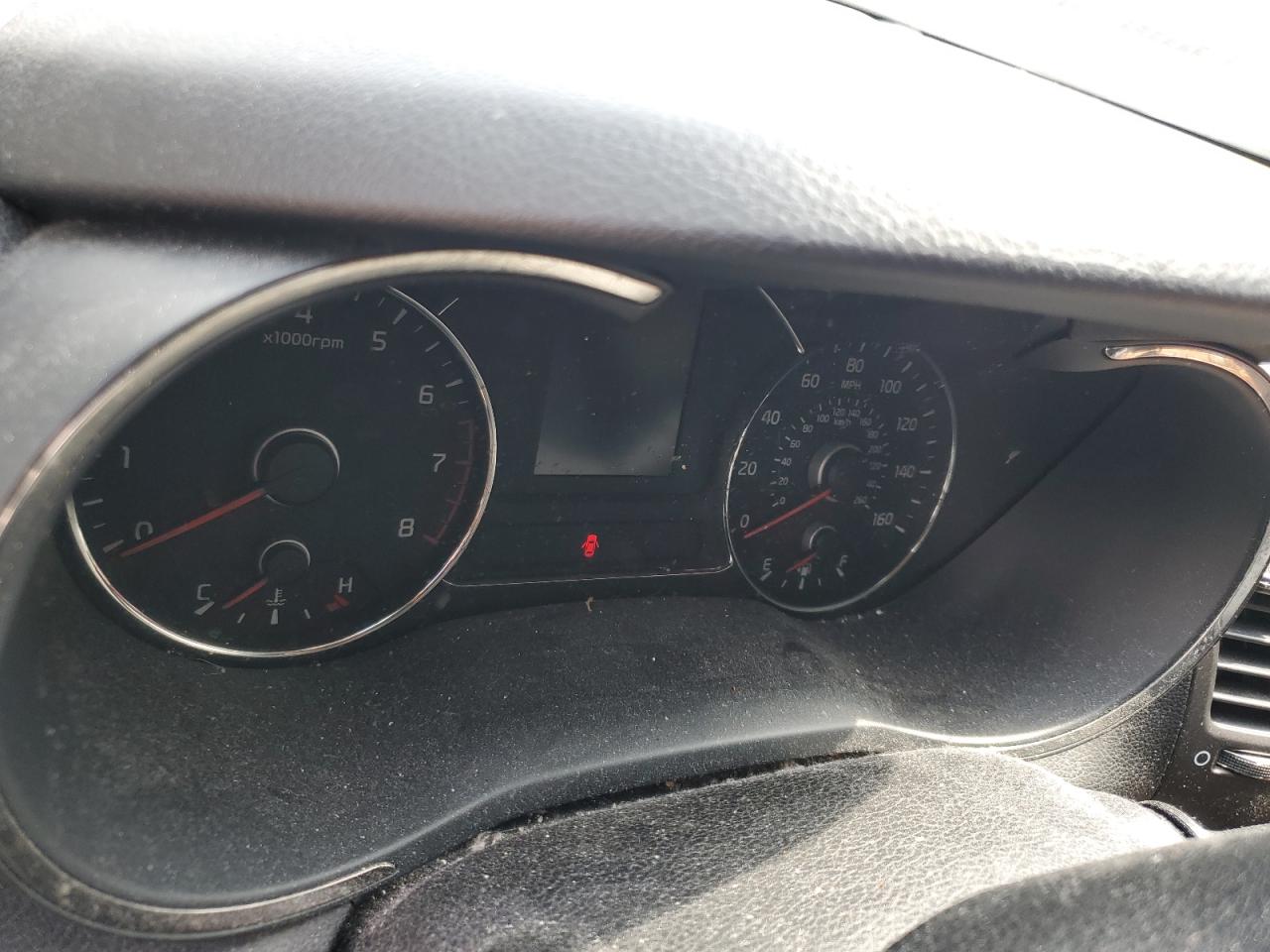 3KPFK4A74HE053875 2017 Kia Forte Lx