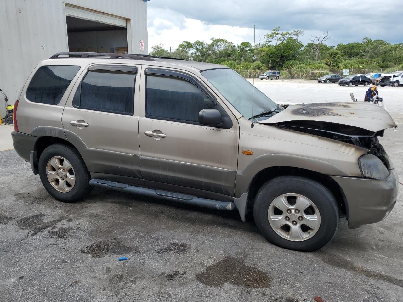 4F2YU09182KM43569 2002 Mazda Tribute Lx