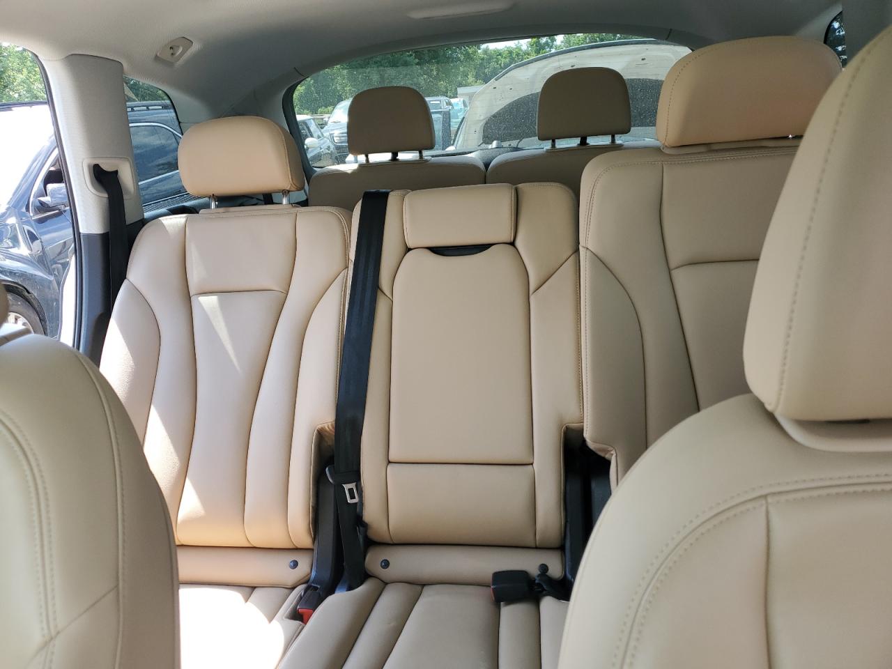 WA1AJBF71LD012411 2020 Audi Q7 Premium