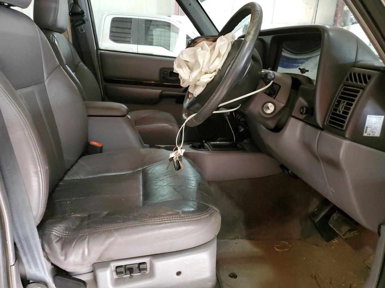 1J4FN78S9WL138664 1998 Jeep Cheerokee