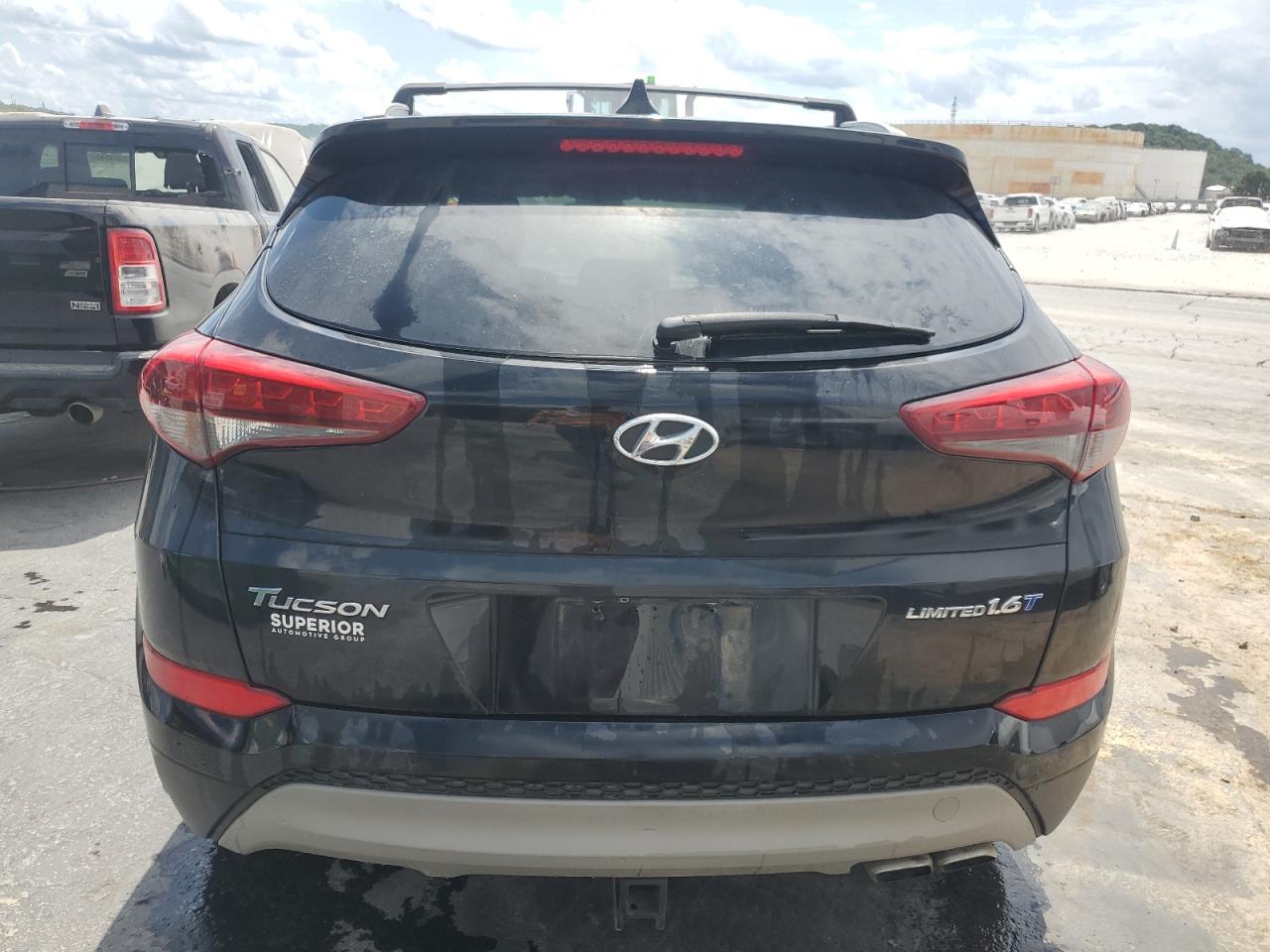 2017 Hyundai Tucson Limited vin: KM8J33A24HU376424