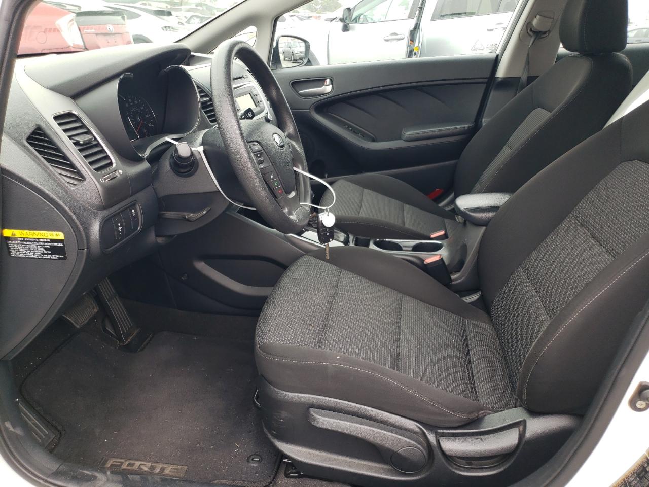 KNAFK5A81J5773180 2018 Kia Forte Lx