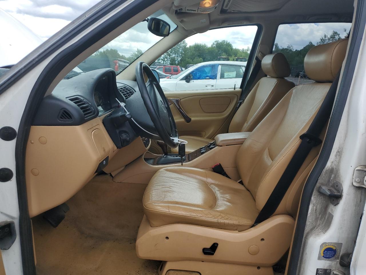 4JGAB54E9XA132336 1999 Mercedes-Benz Ml 320