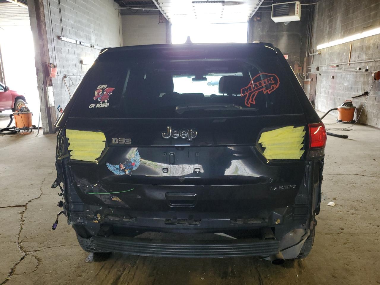 1C4RJFAG7LC121159 2020 Jeep Grand Cherokee Laredo