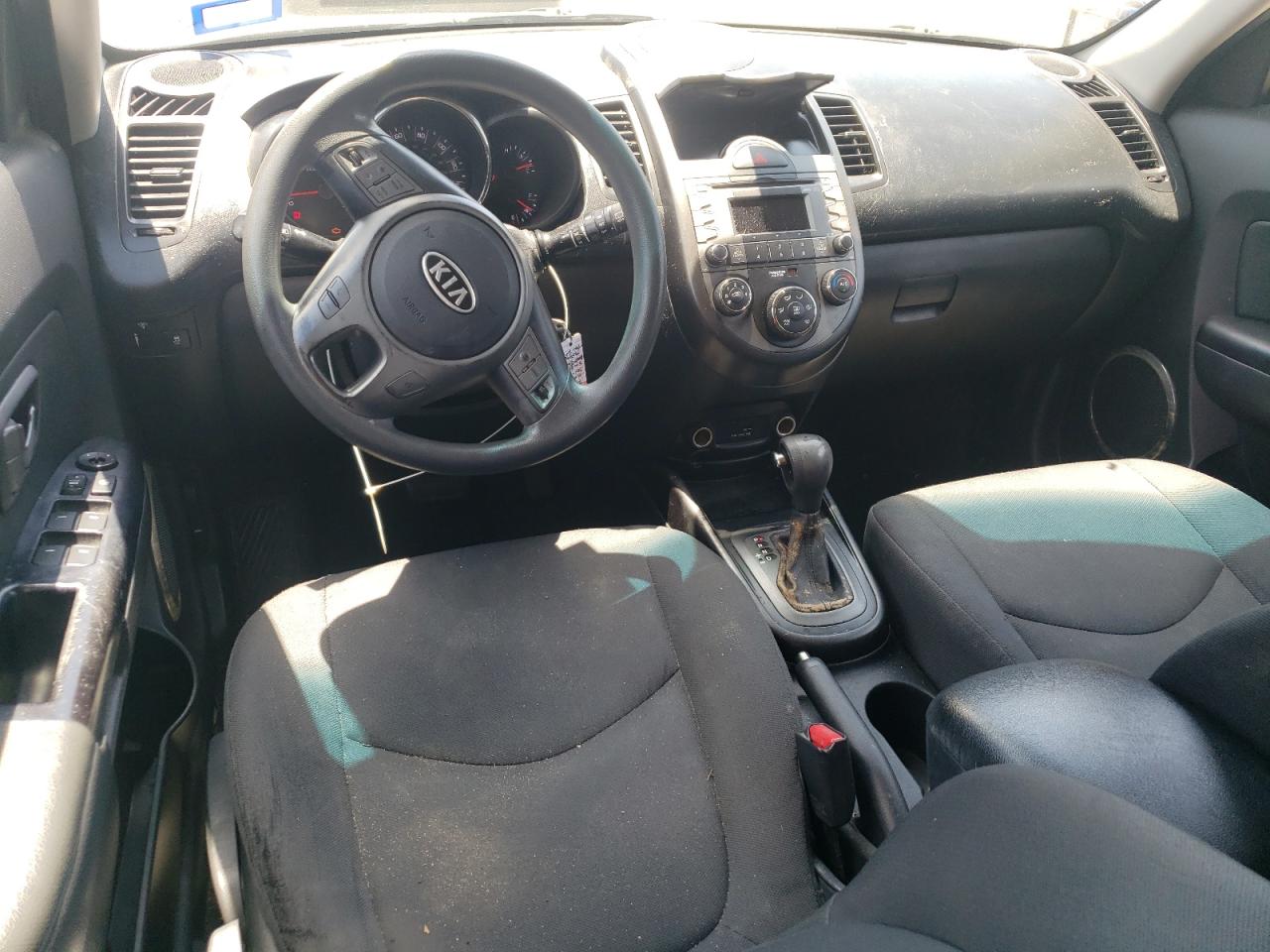 KNDJT2A23B7274584 2011 Kia Soul +