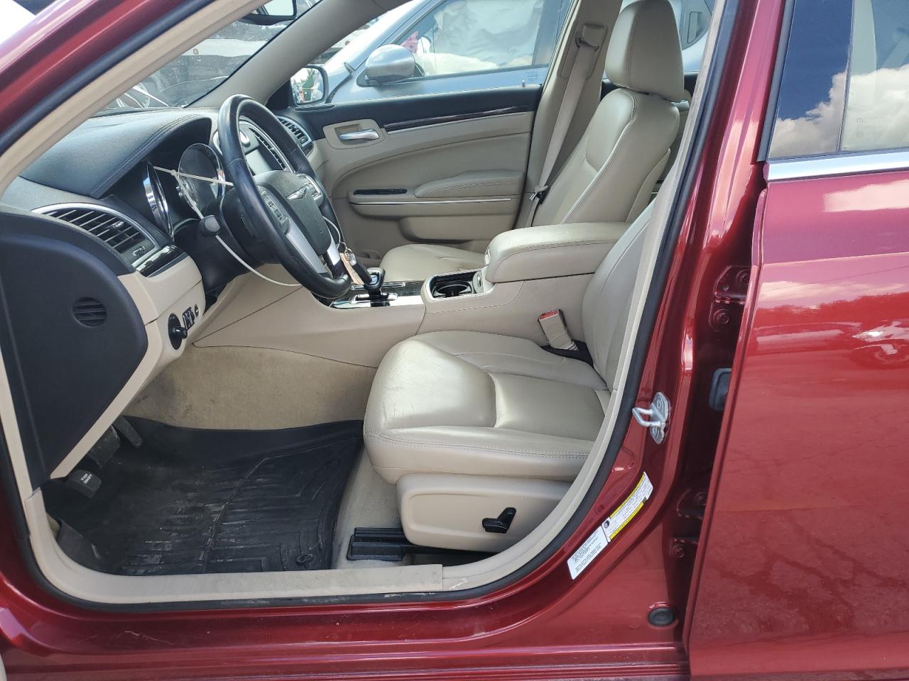 2C3CCARG8DH573650 2013 Chrysler 300