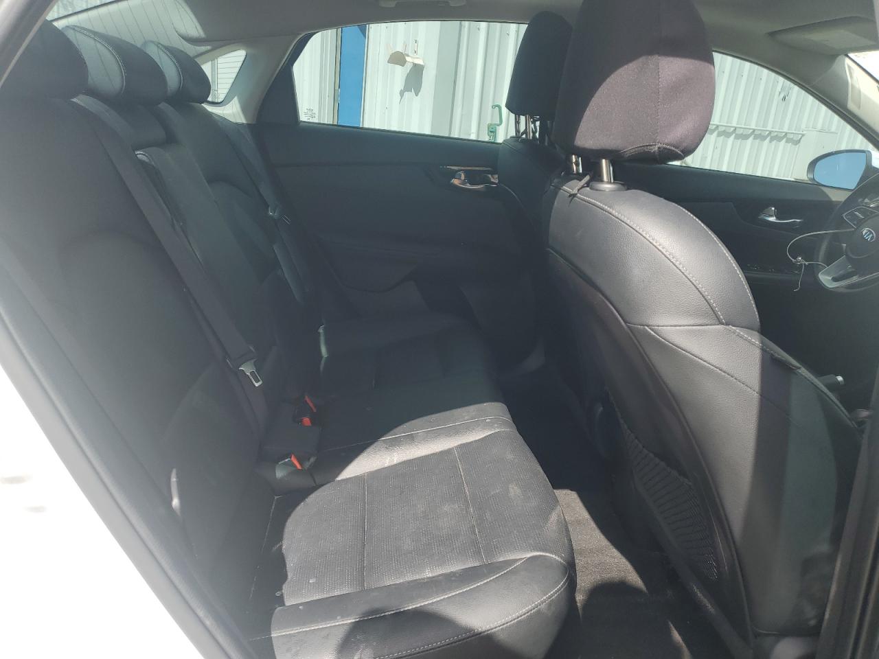 3KPF54AD3ME412706 2021 Kia Forte Ex