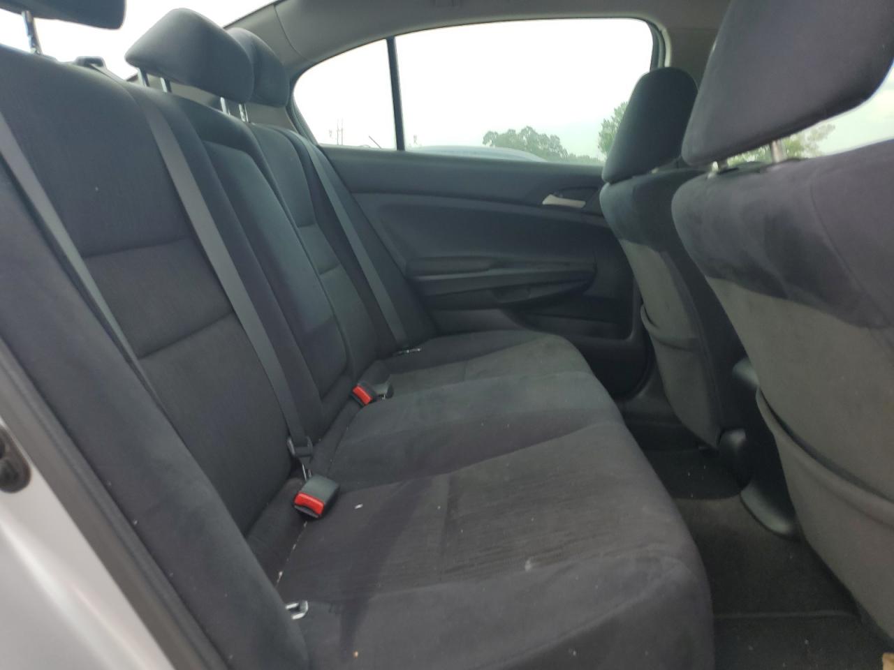 1HGCP2F35BA013265 2011 Honda Accord Lx