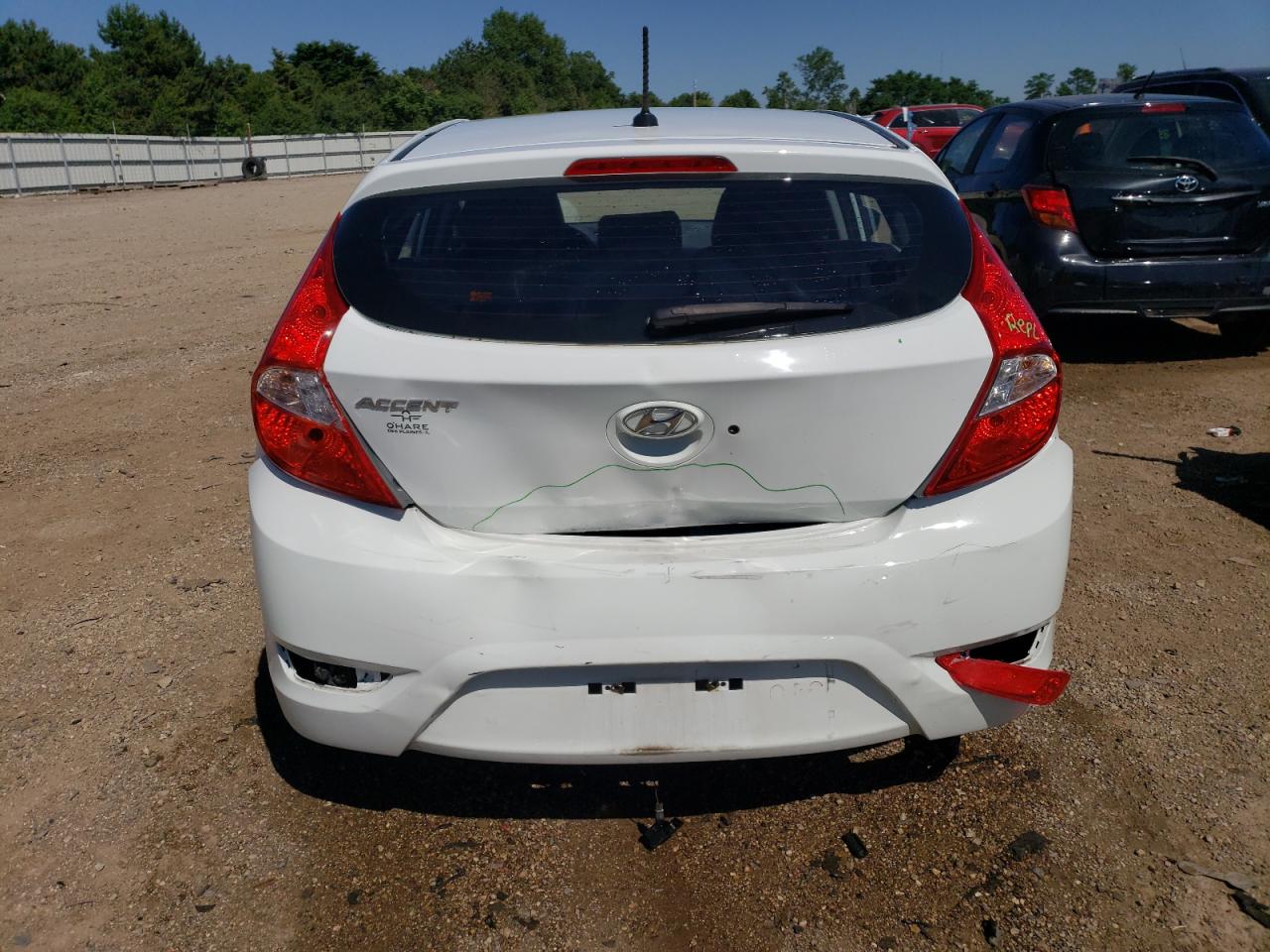 KMHCT5AE3DU093828 2013 Hyundai Accent Gls