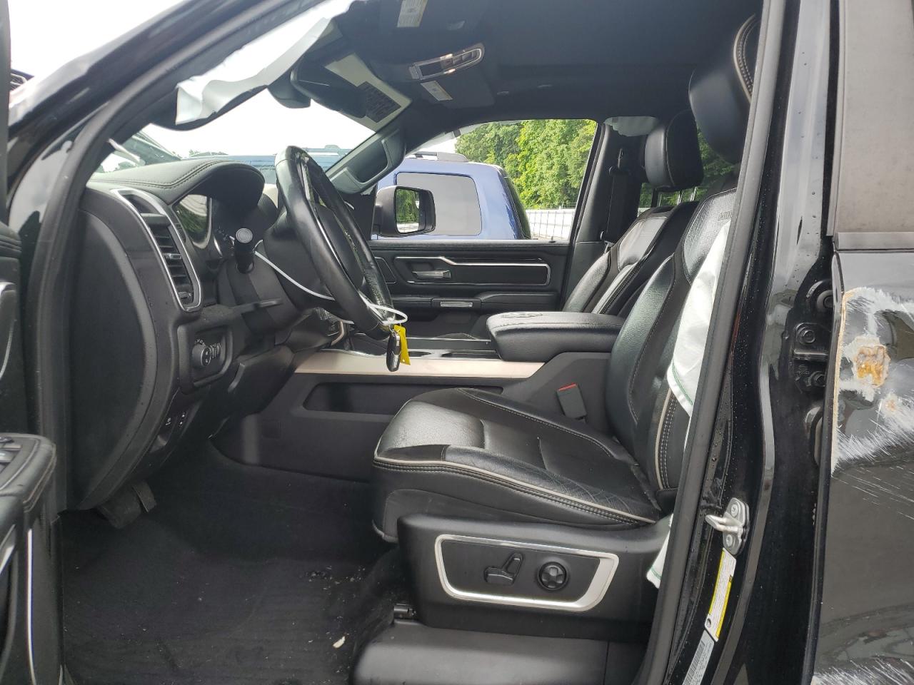 1C6SRFJT9KN686563 2019 Ram 1500 Laramie