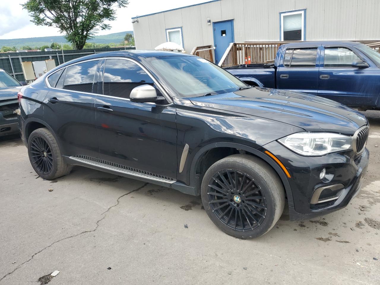 2015 BMW X6 xDrive35I vin: 5UXKU2C51F0N77336