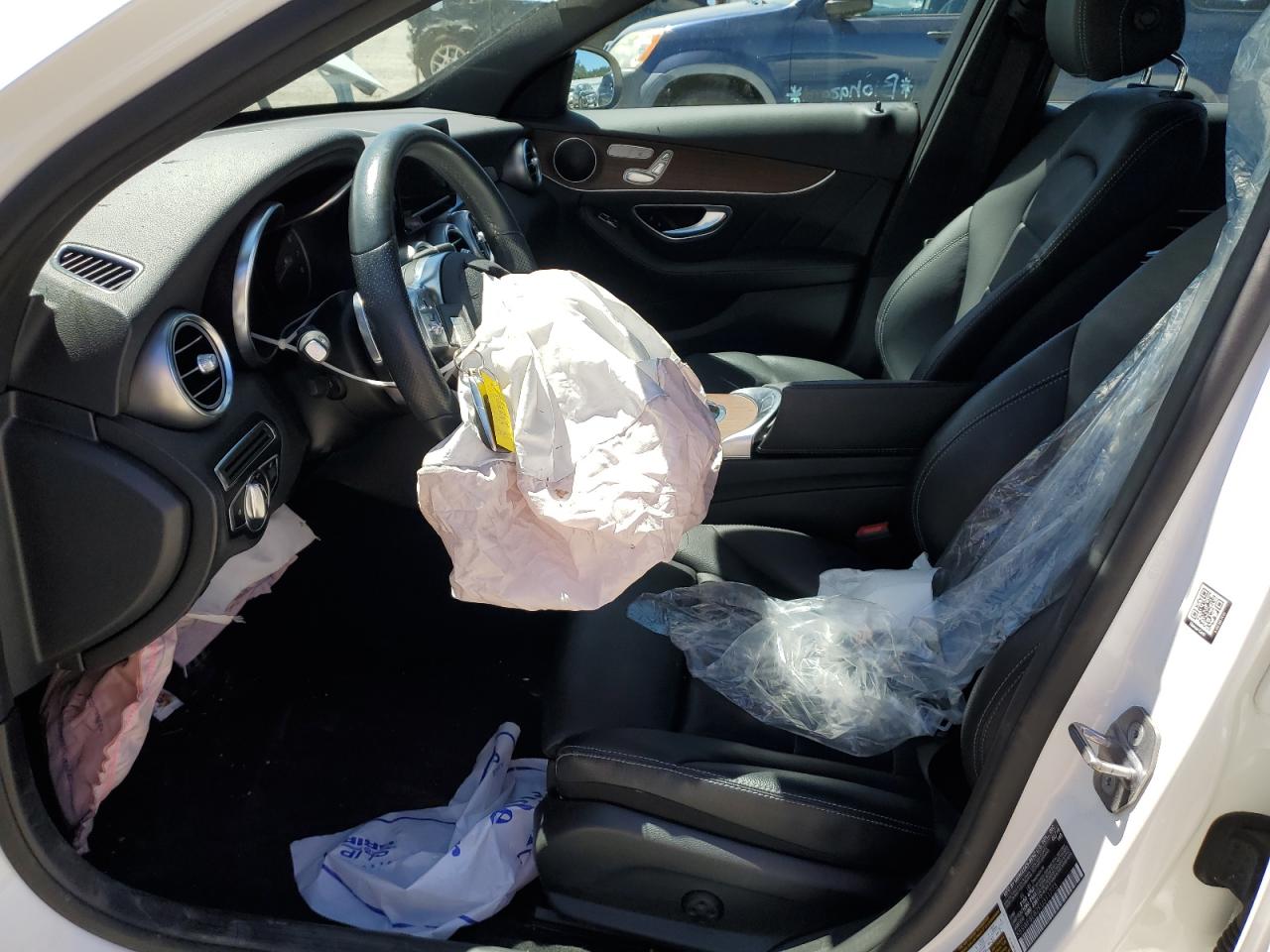 55SWF8EB2KU311773 2019 Mercedes-Benz C 300 4Matic