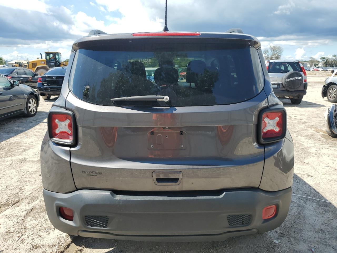 ZACNJBBB5KPK82157 2019 Jeep Renegade Latitude