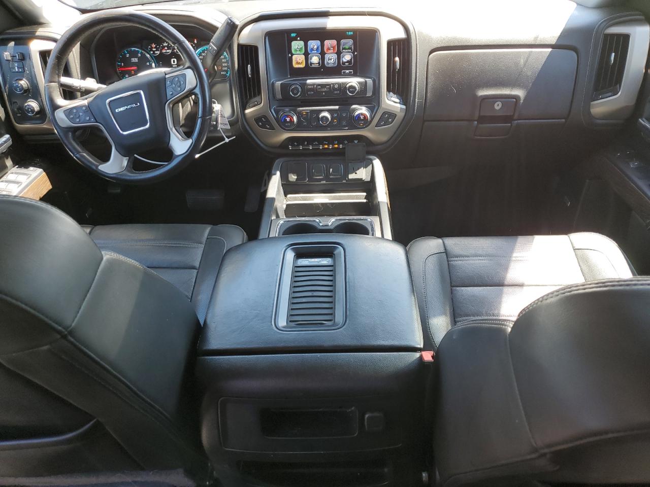 1GT12UEY7JF135429 2018 GMC Sierra K2500 Denali