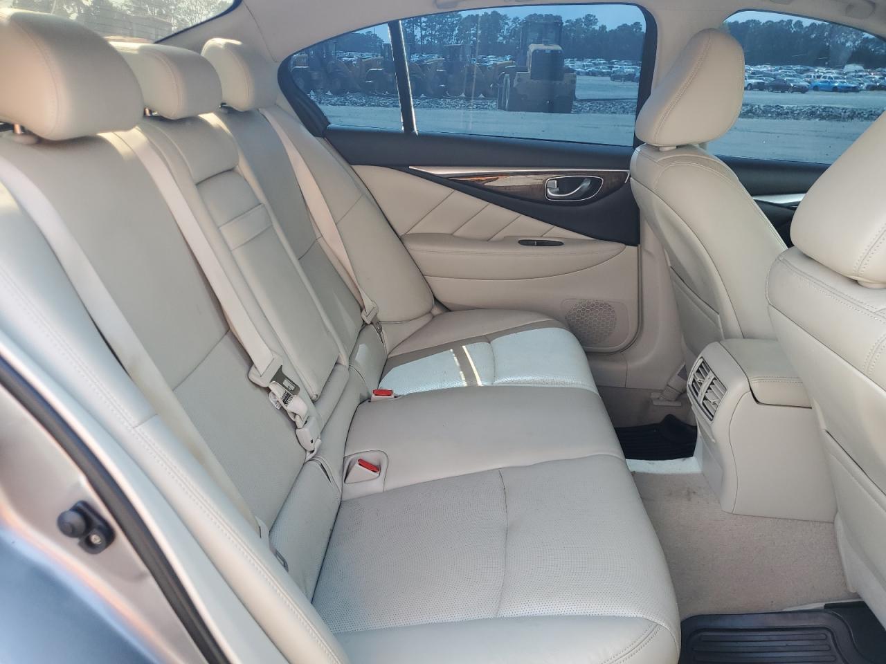 JN1BV7AP3EM680686 2014 Infiniti Q50 Base
