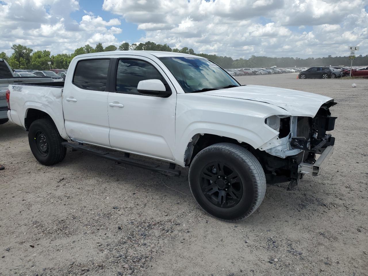 2022 Toyota Tacoma Double Cab vin: 3TYAX5GN4NT048057