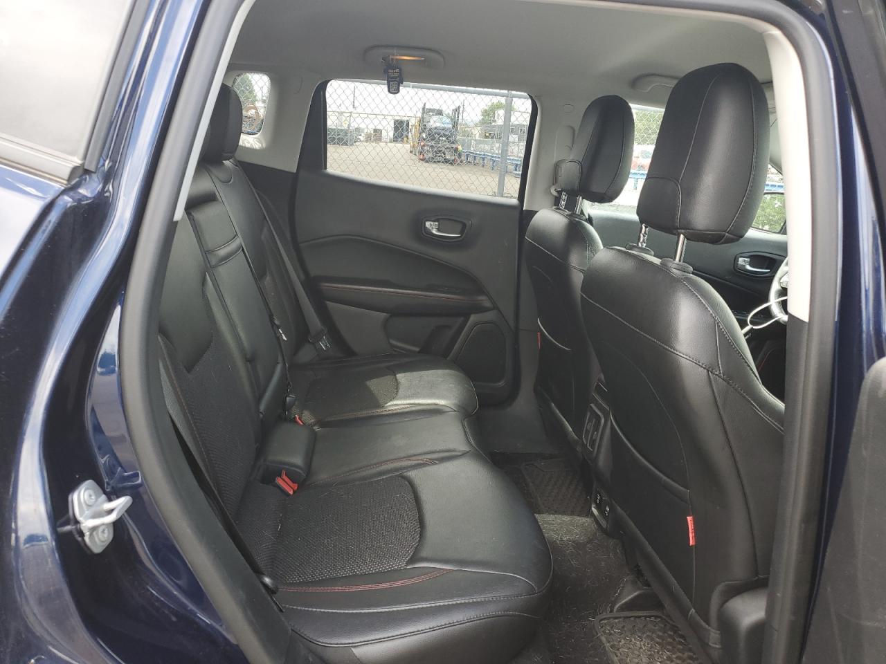 3C4NJDDB7JT207382 2018 Jeep Compass Trailhawk