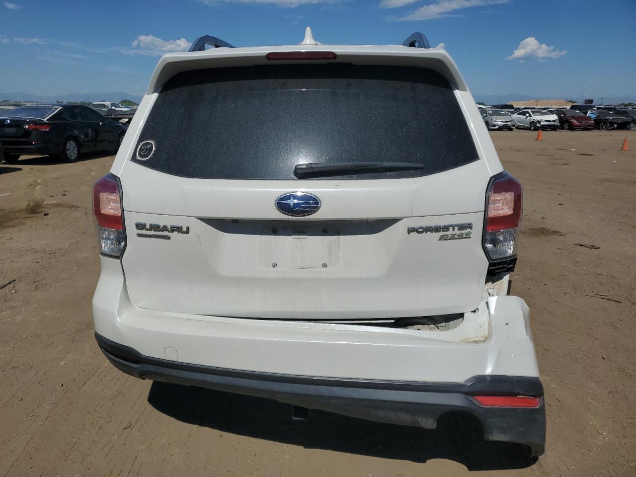 JF2SJAEC3HH585542 2017 Subaru Forester 2.5I Premium