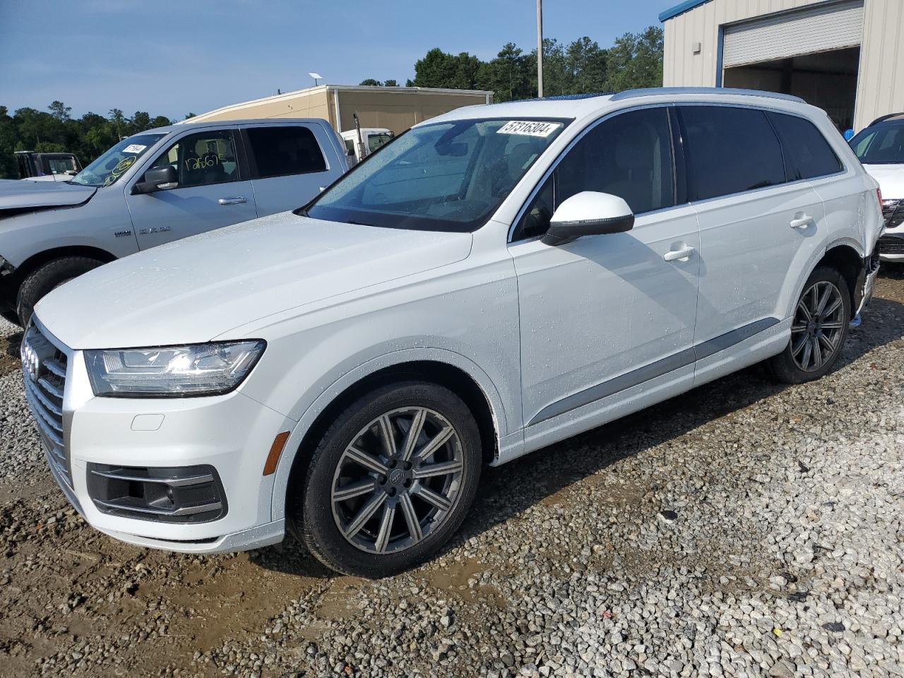 WA1VAAF75JD010217 2018 Audi Q7 Prestige