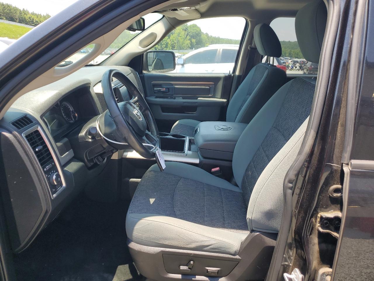 1C6RR7LT7FS636656 2015 Ram 1500 Slt