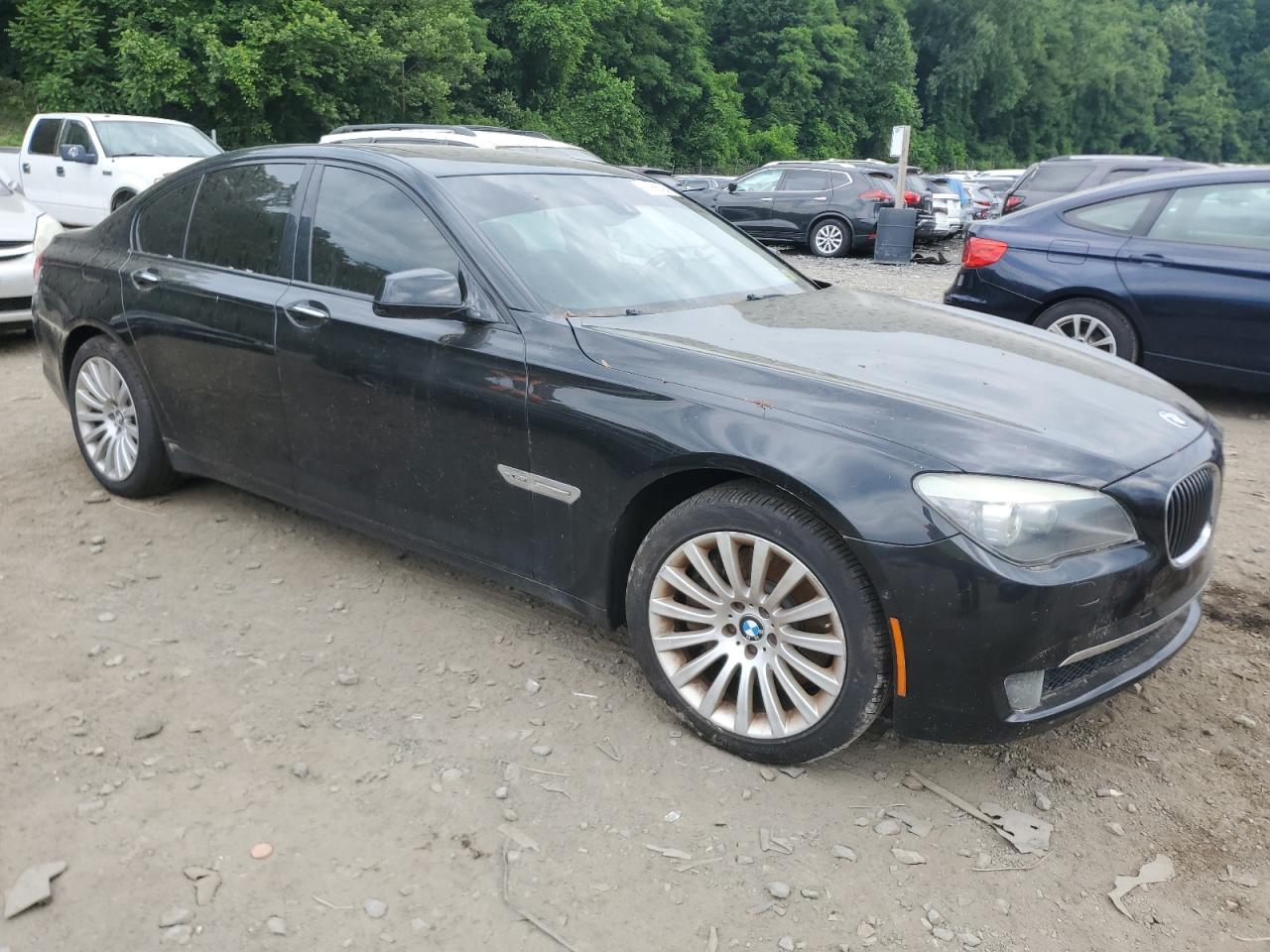 2012 BMW 750 Xi vin: WBAKC6C59CC396875