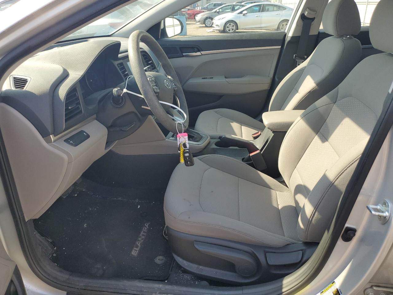 5NPD74LF8KH445242 2019 Hyundai Elantra Se