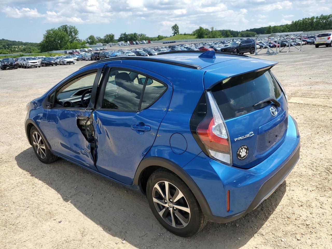 JTDKDTB37J1605327 2018 Toyota Prius C