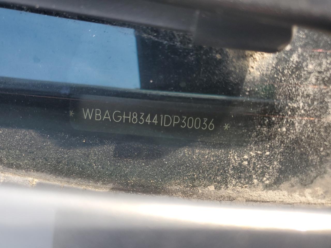 WBAGH83441DP30036 2001 BMW 740 Il