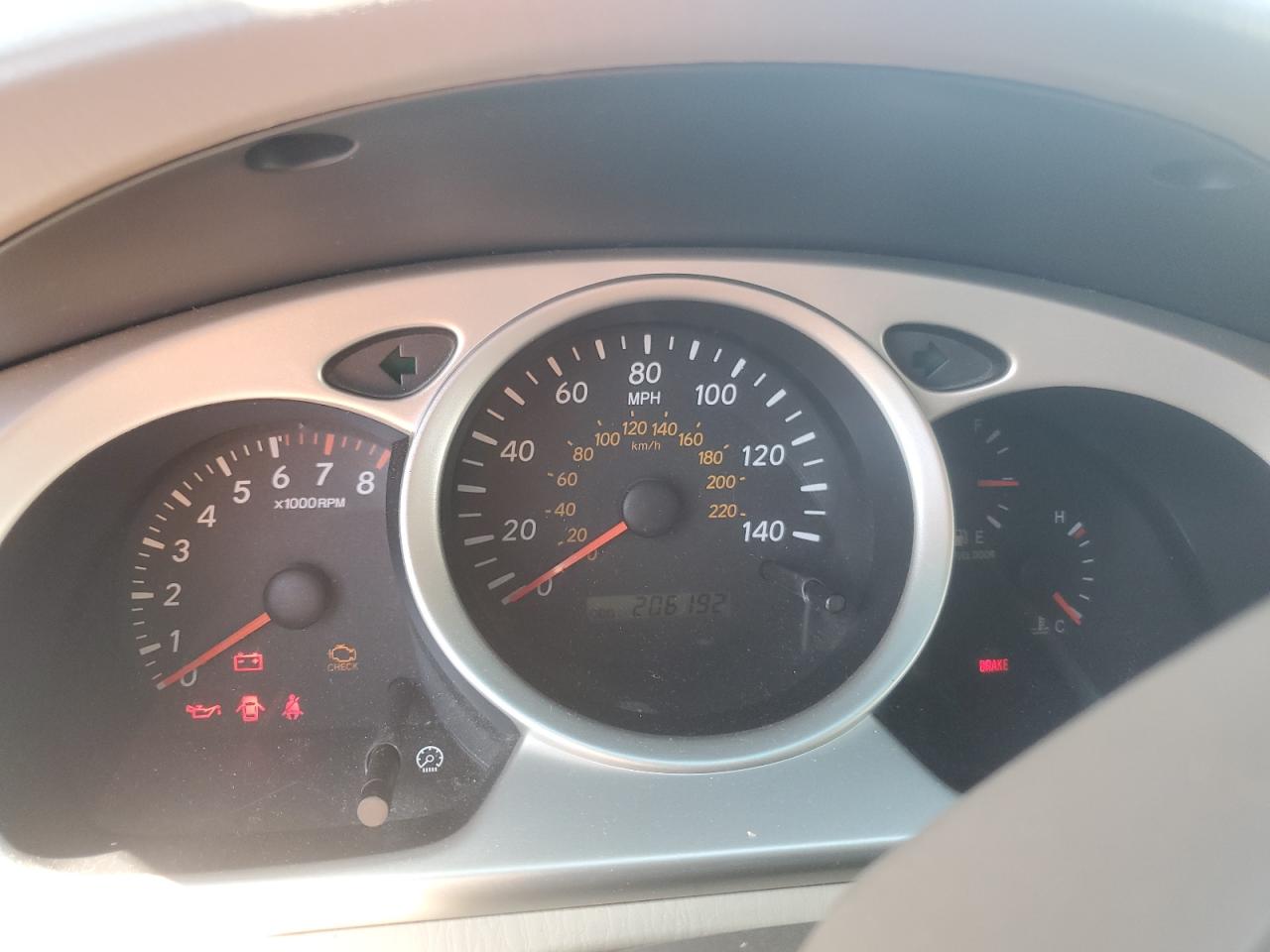 JTEDD21A940082577 2004 Toyota Highlander