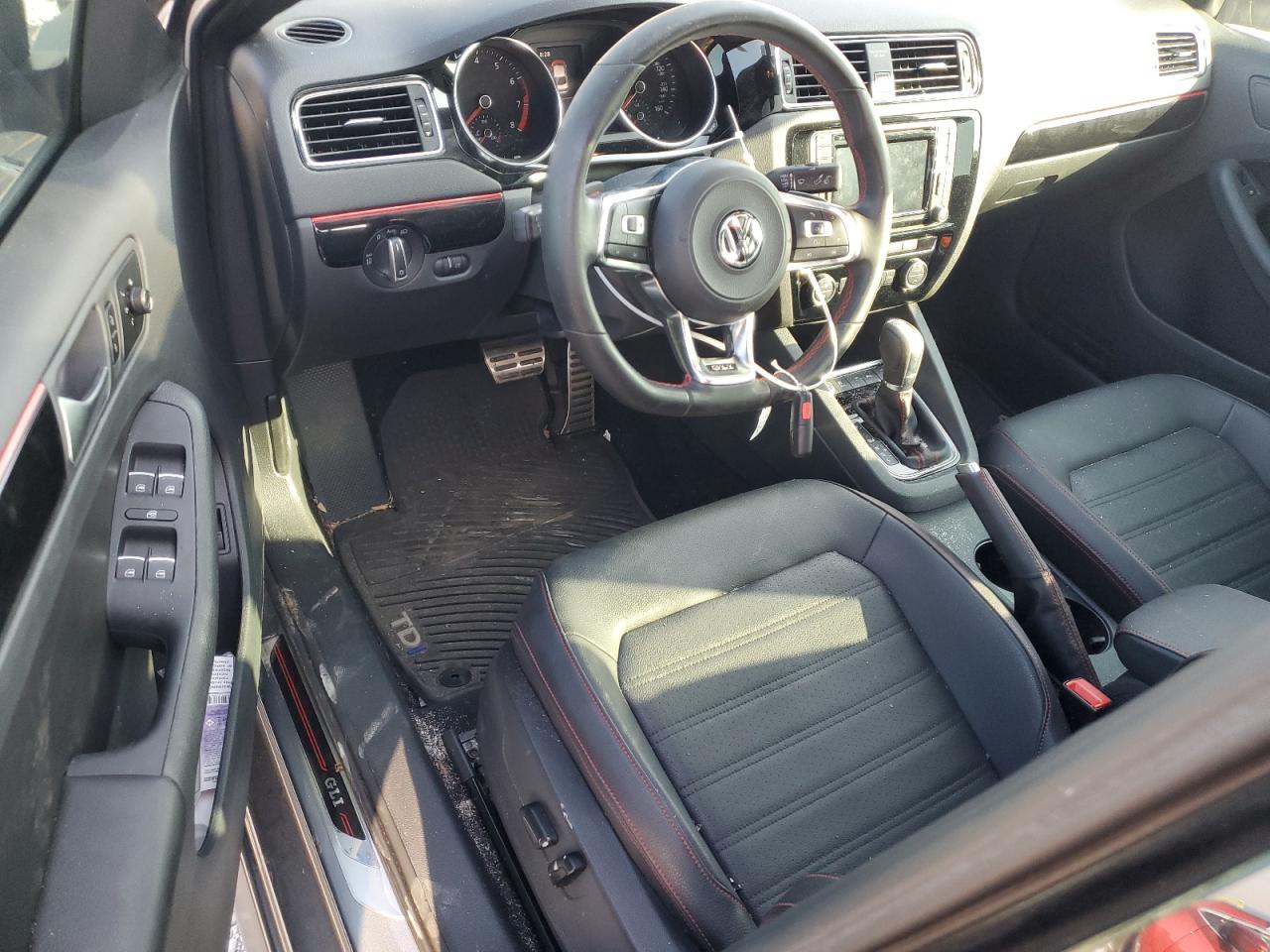 3VW4T7AJ8HM305812 2017 Volkswagen Jetta Gli