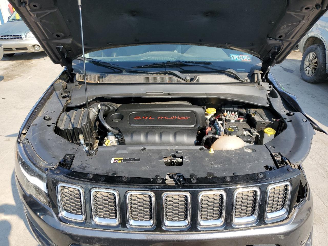 3C4NJDBBXHT665690 2017 Jeep Compass Latitude